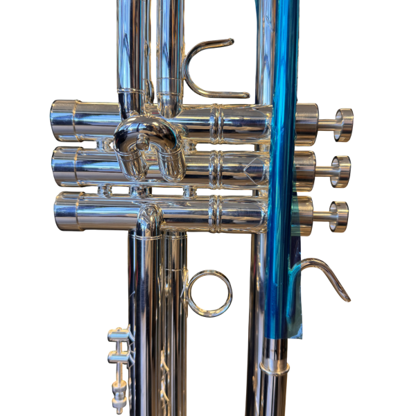 Mandala Angel Bb Trumpet in Silver Plate with Gold Plated Trim with Deluxe Case - Image 3