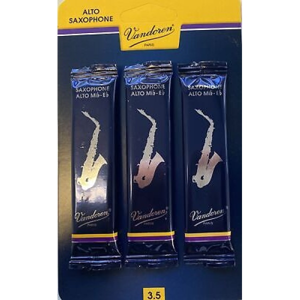 Vandoren Traditional Eb Alto Saxophone Reeds - Strength 3.5 - 3 Pack (SR2135/3V)