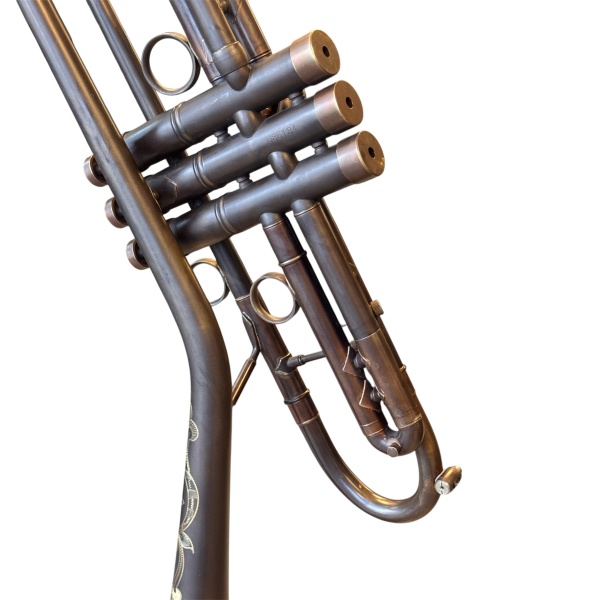 Mandala Draco Vintage Coffee Bb Trumpet with Dizzy Bell and Deluxe Case - Image 3