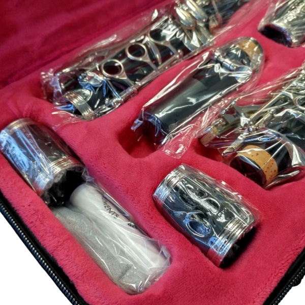 John Packer C Clarinet (JP124) - Precision Craftsmanship and Sonic Brilliance - Image 4