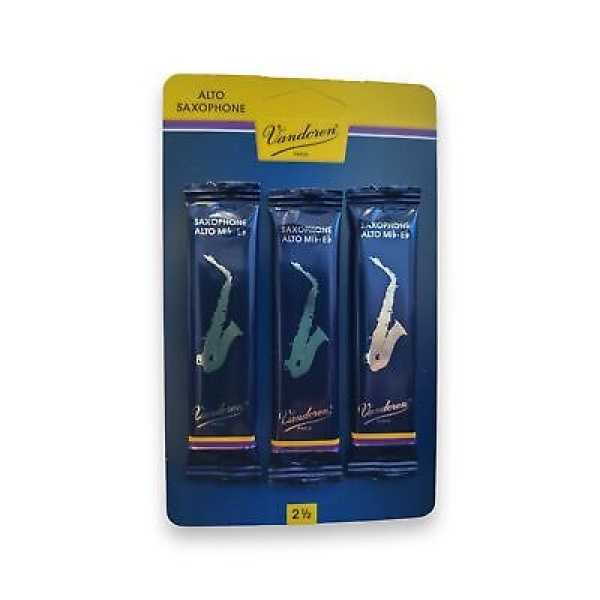 Vandoren Tradition Eb Alto Saxophone Reeds -Strength 2.5 - 3 Pack (SR2125/3V)